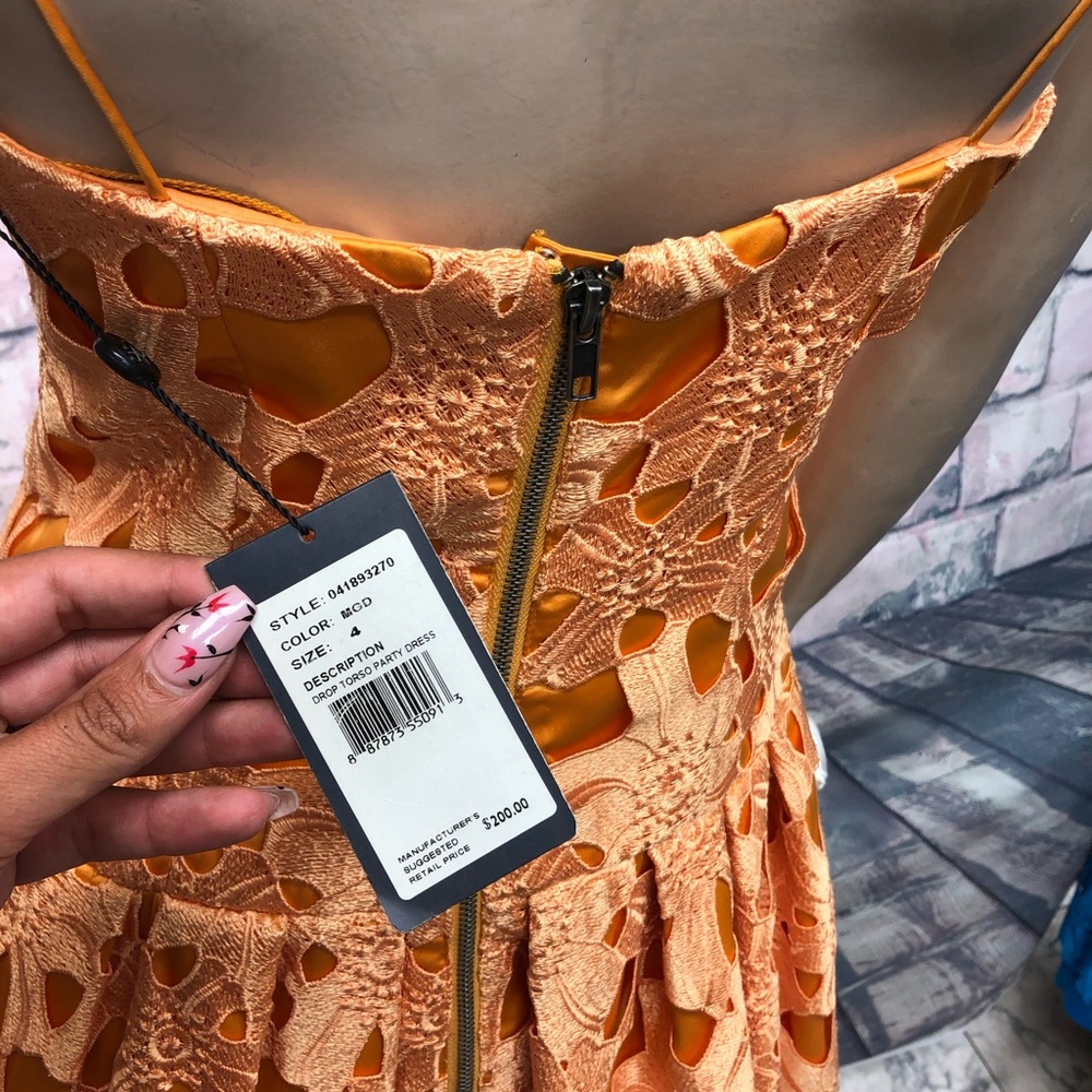 Adrianna Papell drop torso LACE party dress 🧡 - Picture 10 of 12